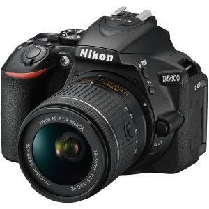 Nikon d5-600 vlogging camera with flip screen