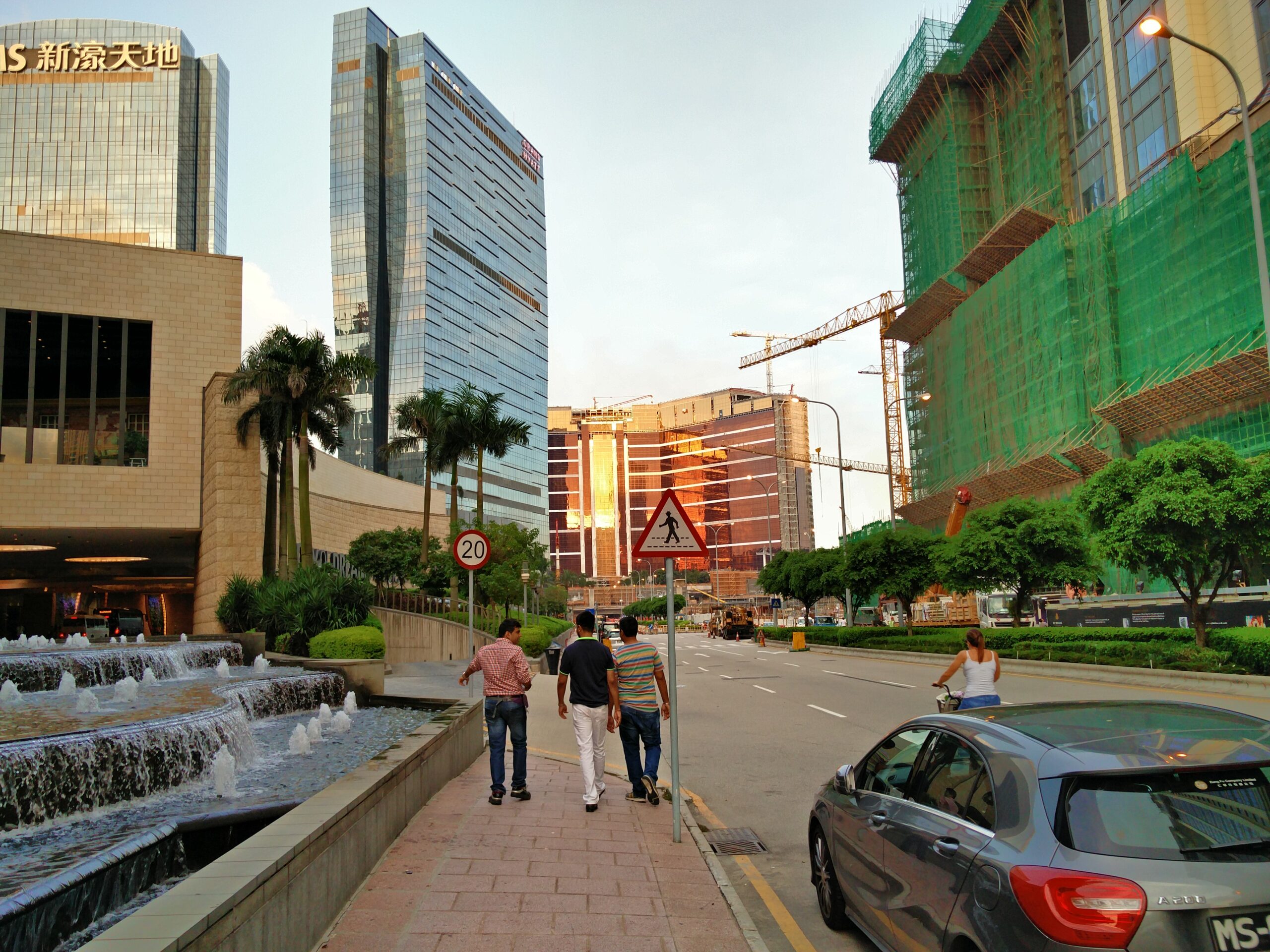 Grand Hyatt hotel IMG_20150904_181936