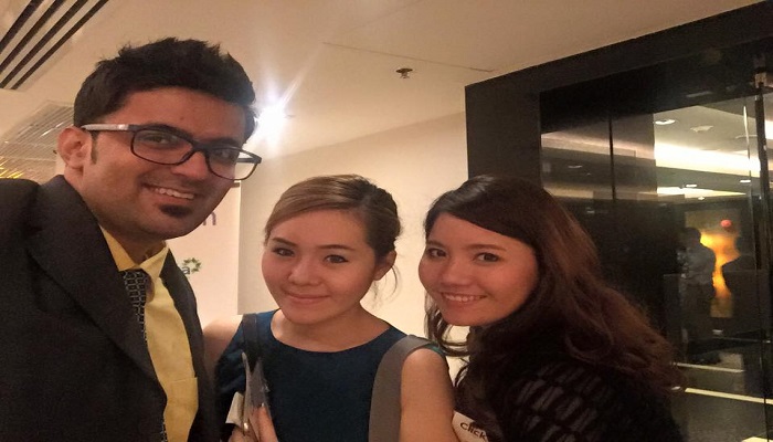 With Taboola Team clickzlive bangkok pics 2015