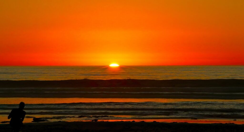 Solana Beach, California at sunset, home base of the companies behind Brian Tracy net worth