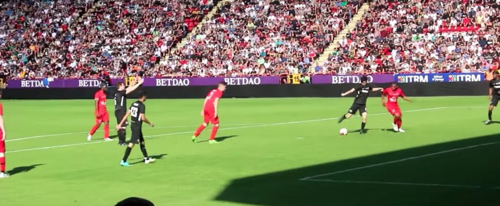 Sidemen Charity Football Match, an event that grew Vikkstar's audience and net worth